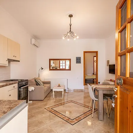 House For Two!! בית נופש Angairiá