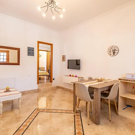 Holiday home House For Two!!